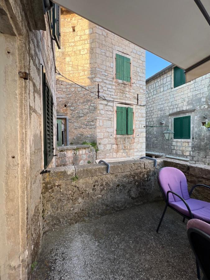 Bella * Stari Grad (Hvar)